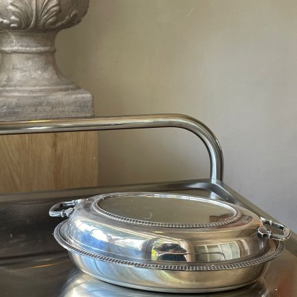 כלי הגשה מצופה כסף עם מכסה