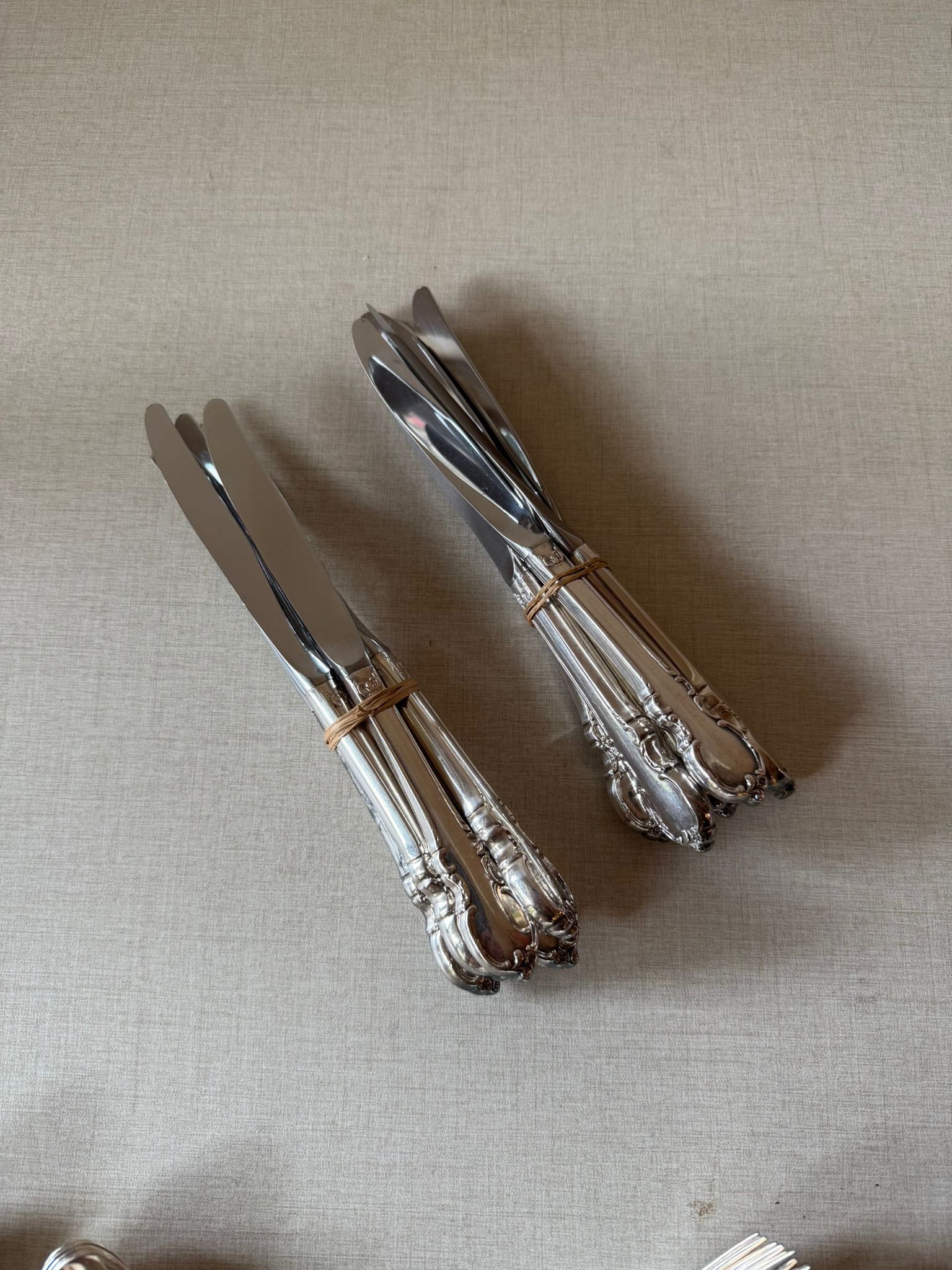 סט סכו"ם כסף מעוטר