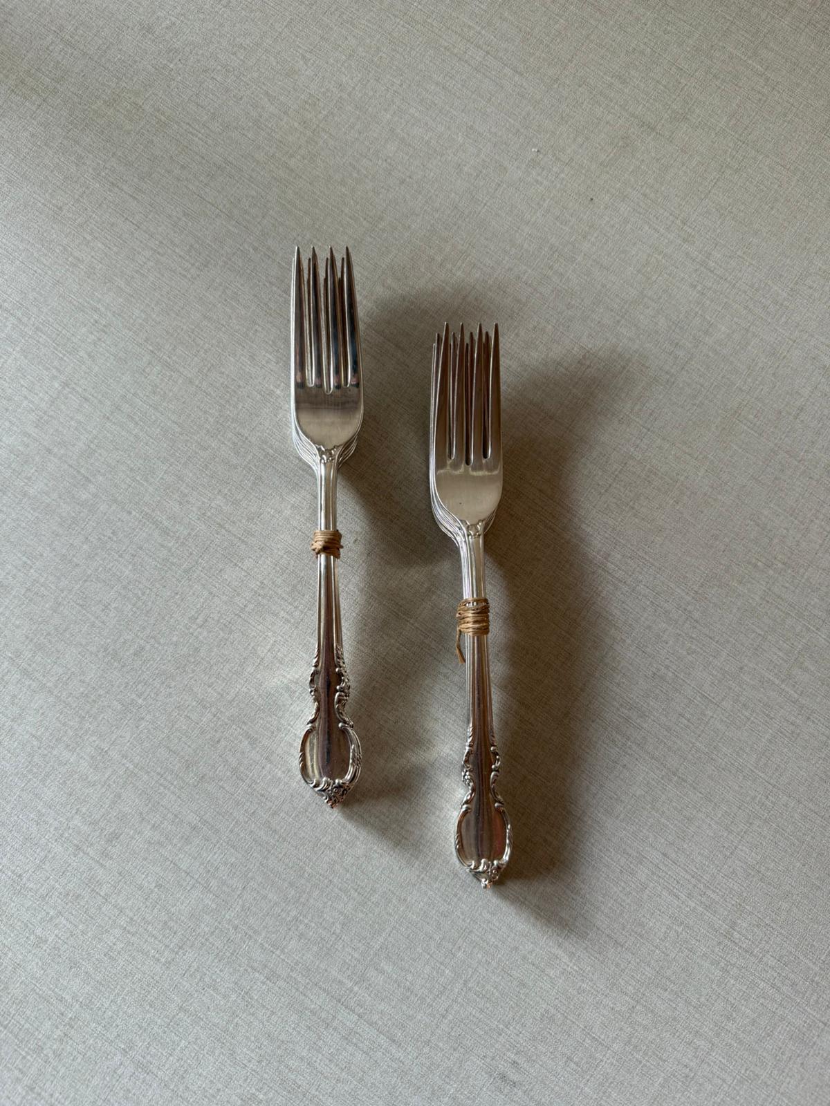 סט סכו"ם כסף מעוטר