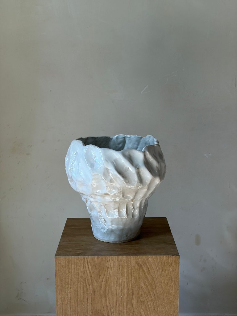 "Cloud Form" – אגרטל קרמיקה פיסולי