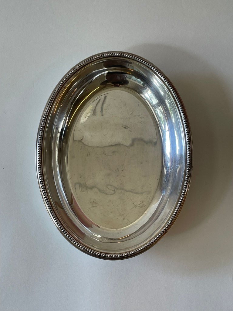 מגש כסף אובלי עם עיטור חרוזים