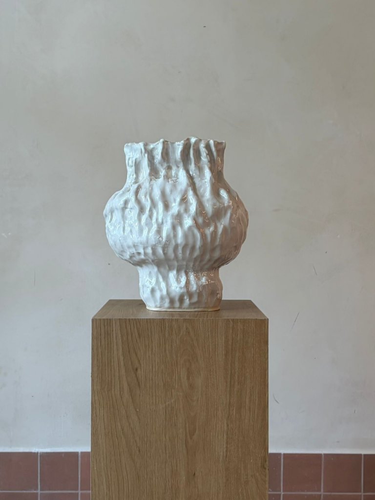 אגרטל קרמי טקסטורלי – אלינה בזק